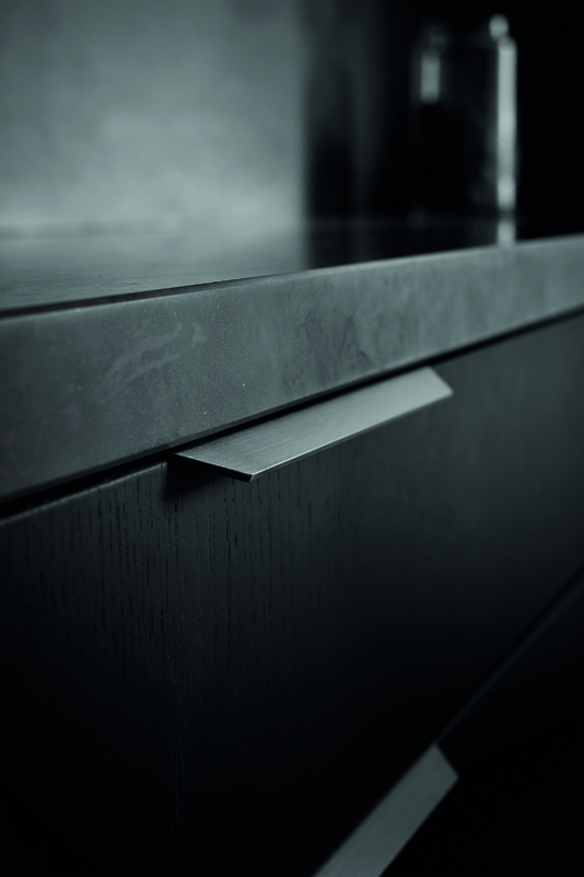 Blaze 2 Brushed Anthracite finish