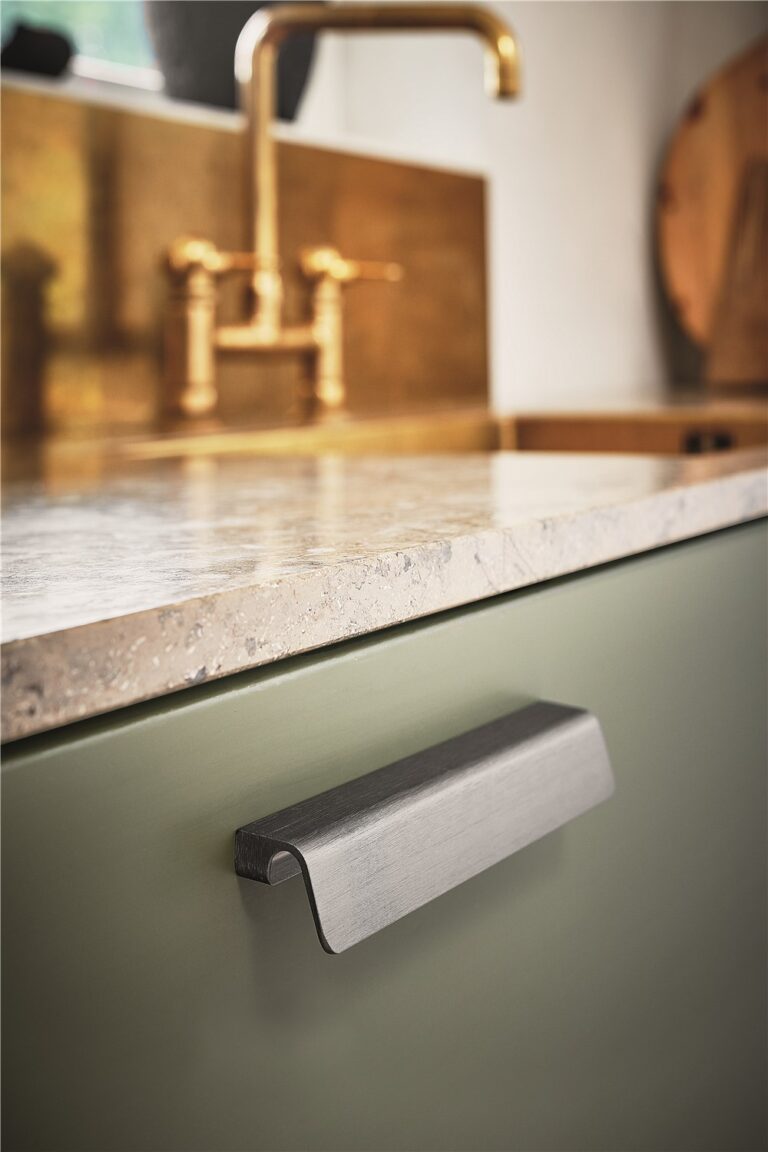 Fringe Brushed Anthracite Finish