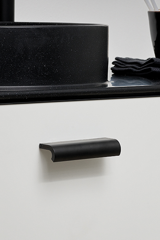 Invert Brushed Matte Black