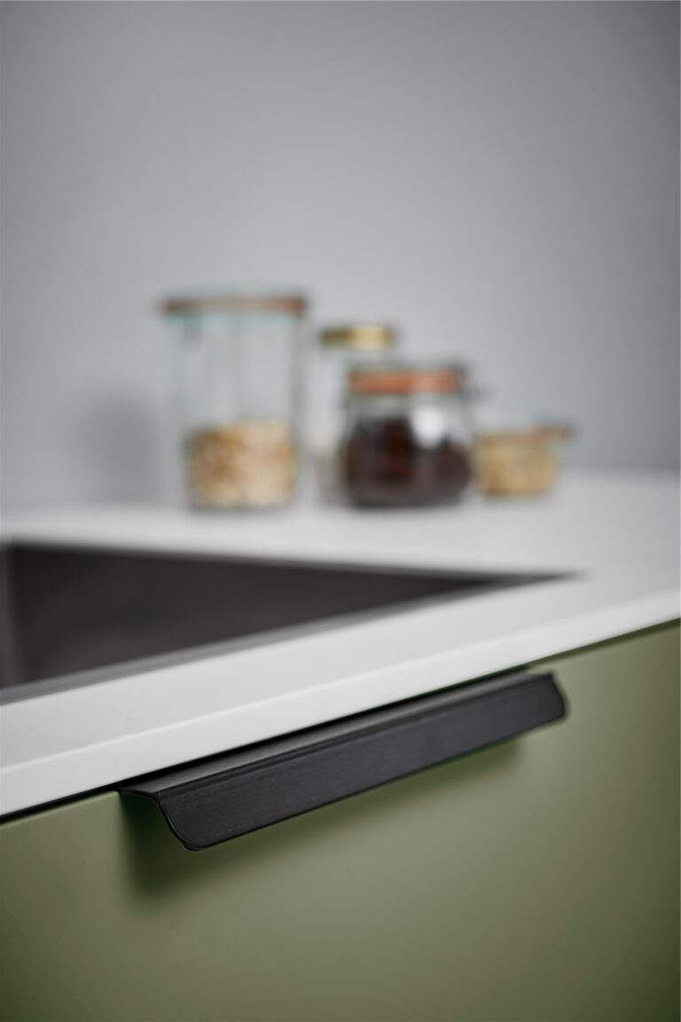 Accent Handle Matte Black Finish