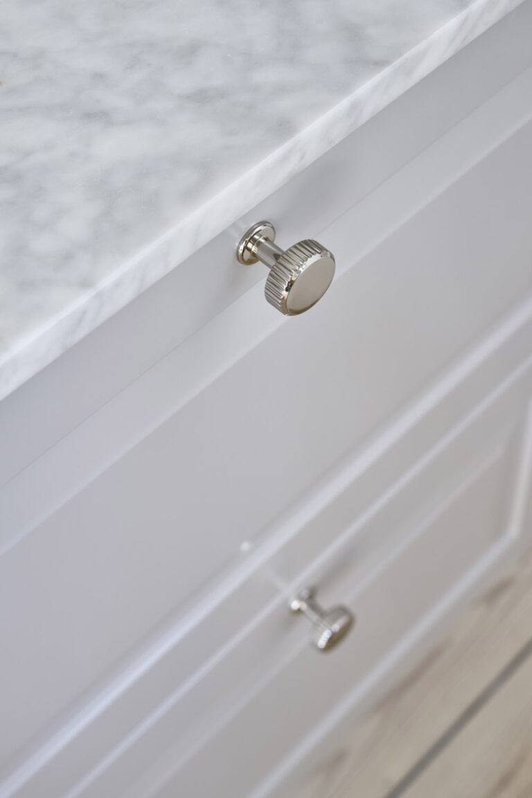 Villa Knob - Bright Nickel