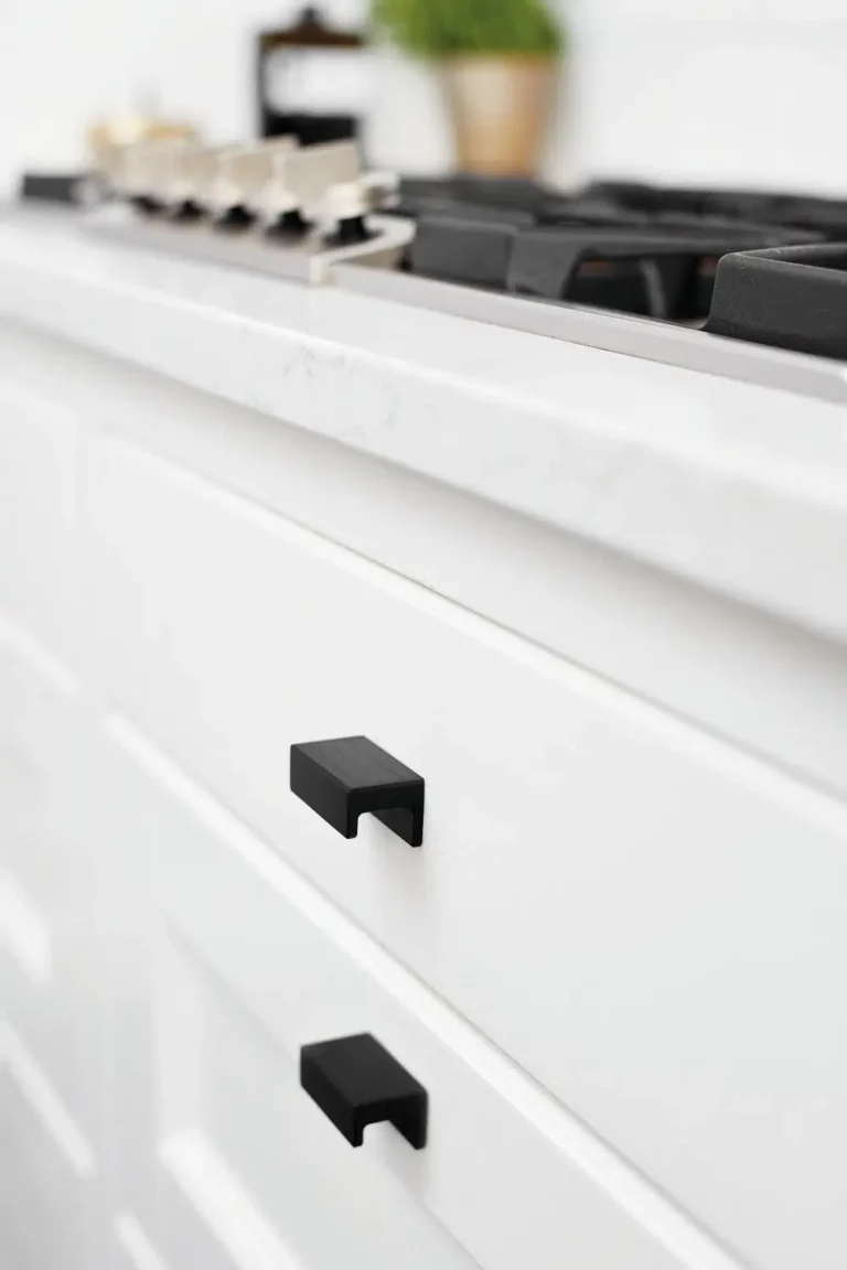 STATION knob-matte black