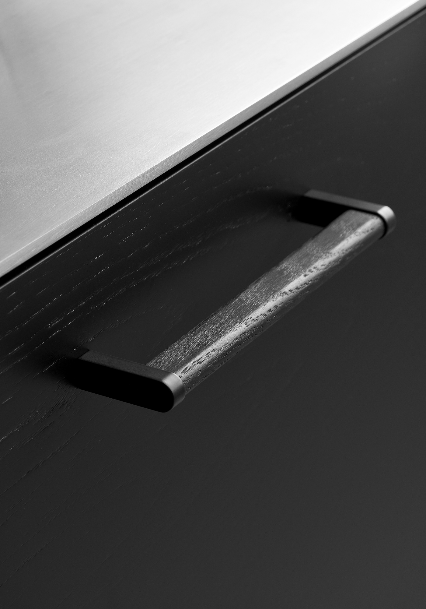 Stained black/Matt black