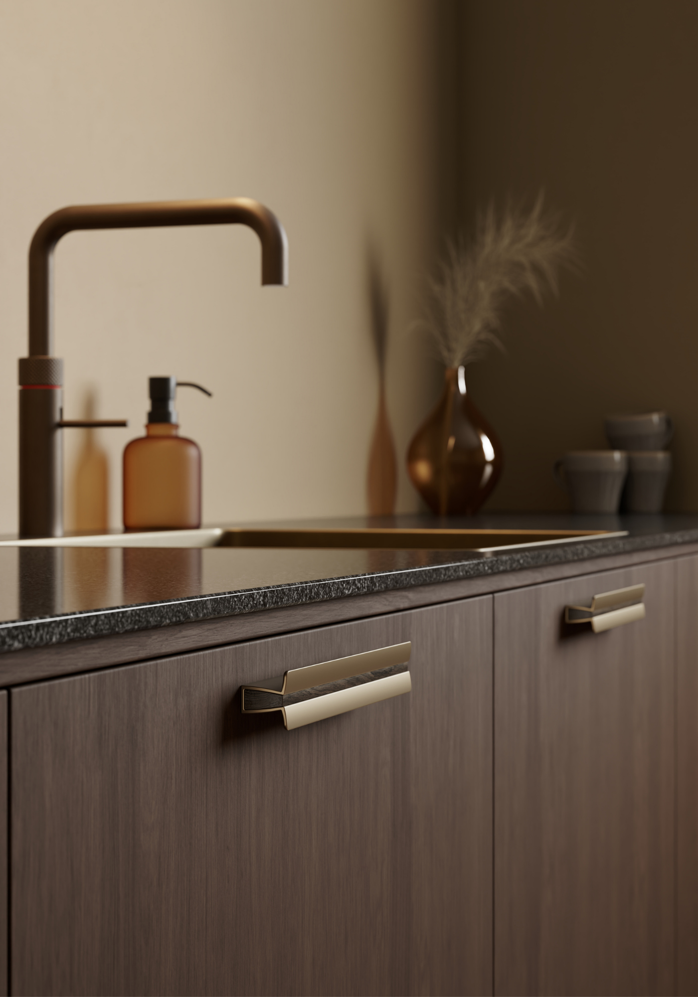 Papillon—Dark Brown/Matt Brass