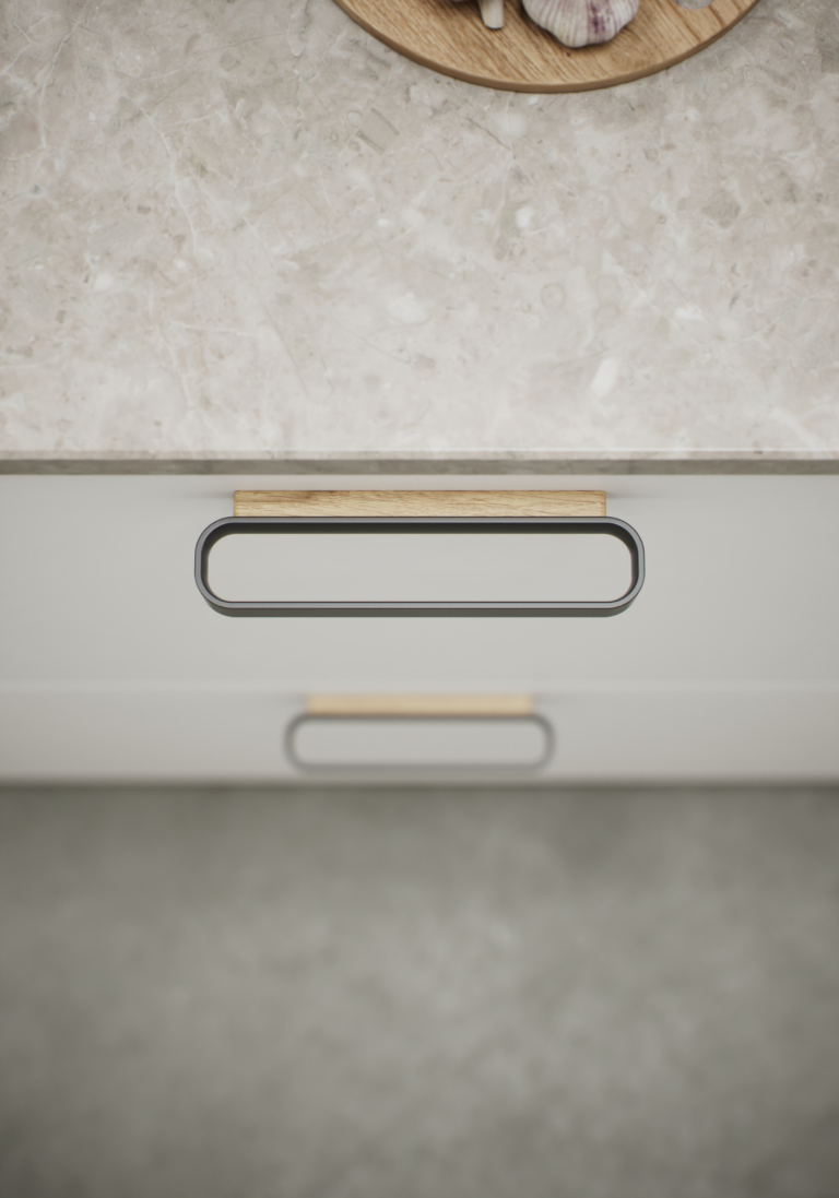 Race— Clear lacquered/Matt black