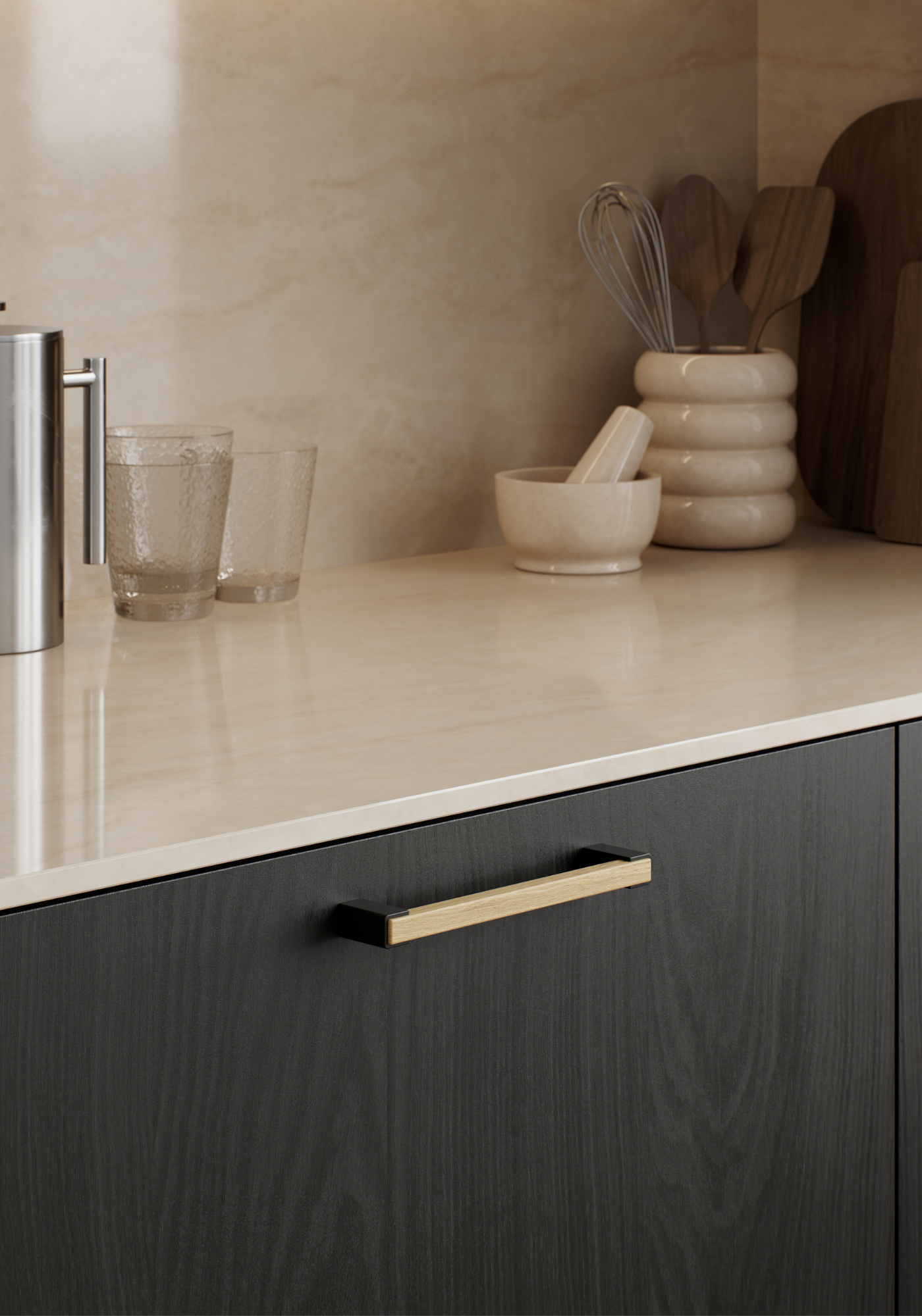 Segment—Clear lacquered/Matt black